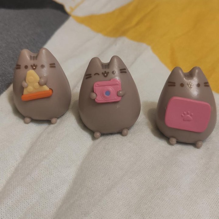 Котики pusheen