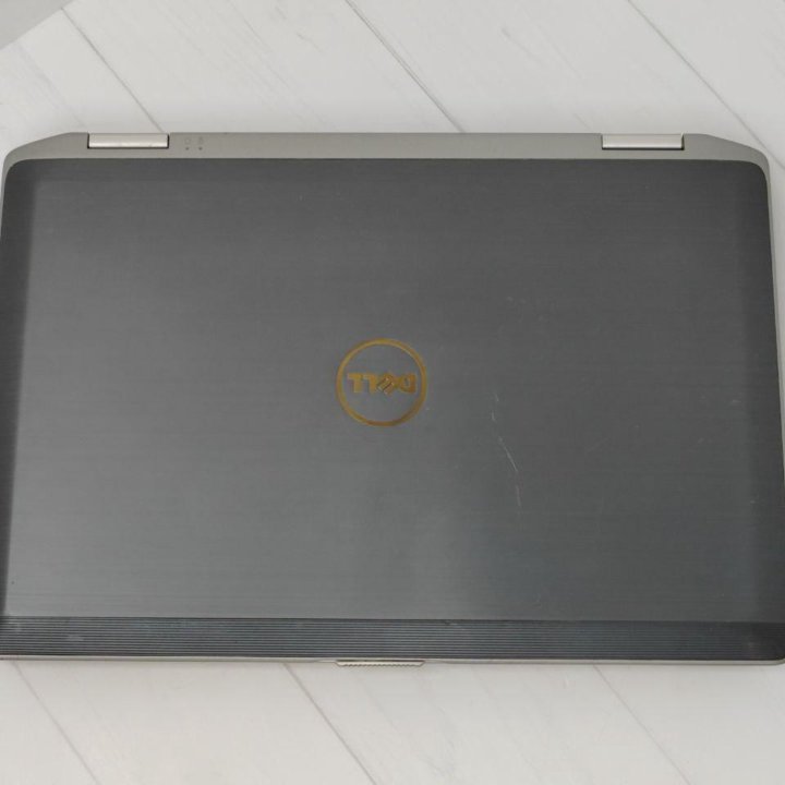 Ноутбук Dell Latitude Core i5-2520M SSD 14 дюймов