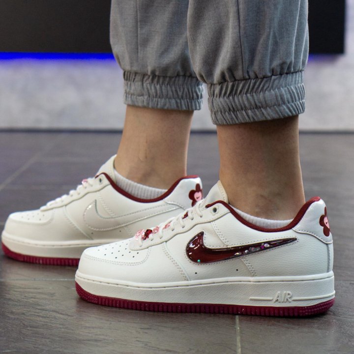 Кроссовки Nike Air Force 1 “Valentine’s Day”