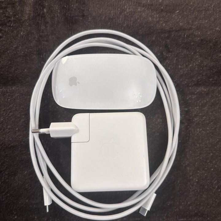 Комплект Apple MacBook Pro 13 2020