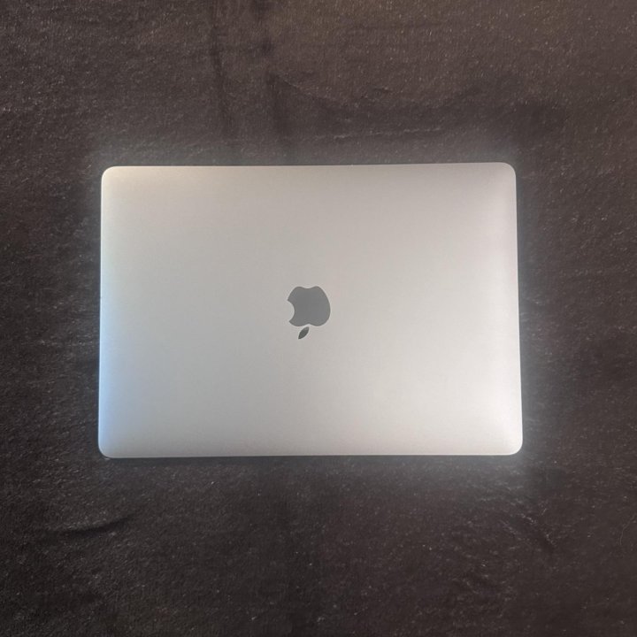 Комплект Apple MacBook Pro 13 2020