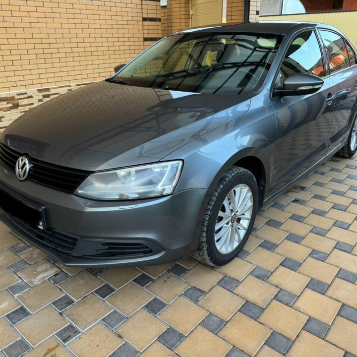 Volkswagen Jetta, 2014