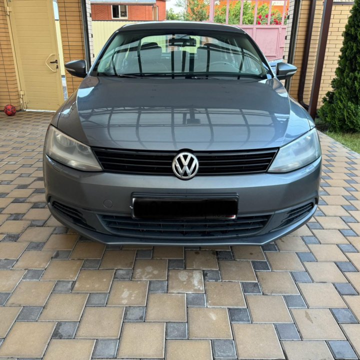 Volkswagen Jetta, 2014