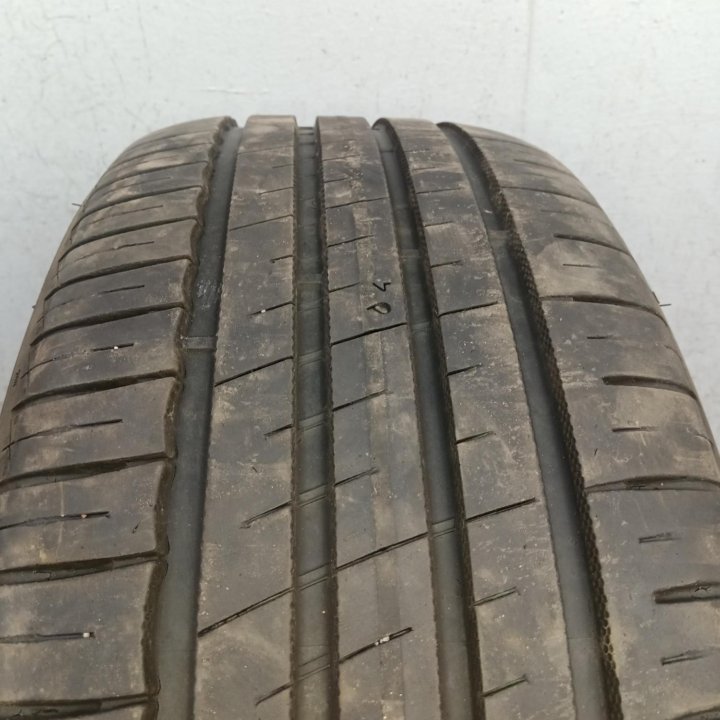 Шины Nokian и Hankook 205/55 R16 2шт.