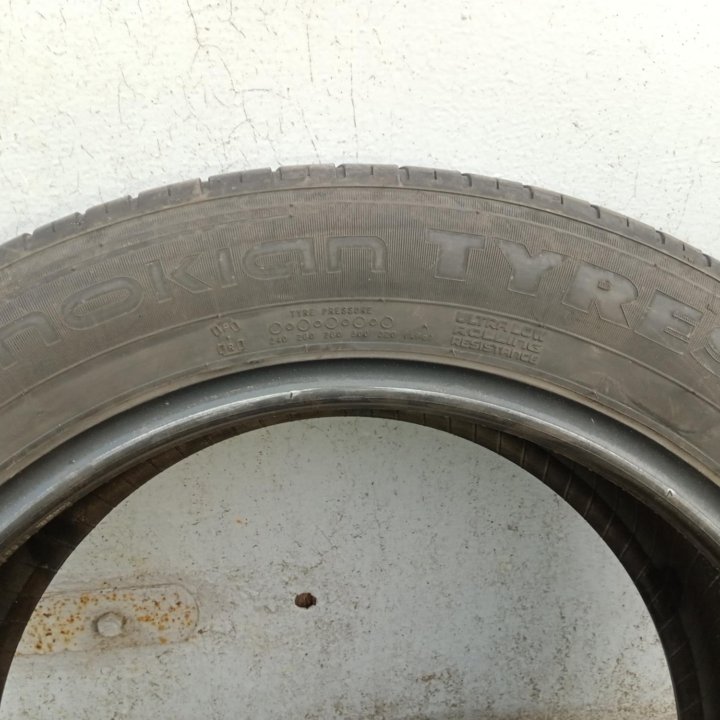 Шины Nokian и Hankook 205/55 R16 2шт.