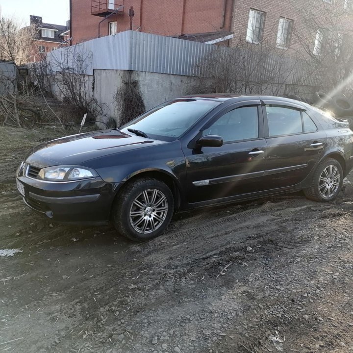 Renault Laguna, 2005