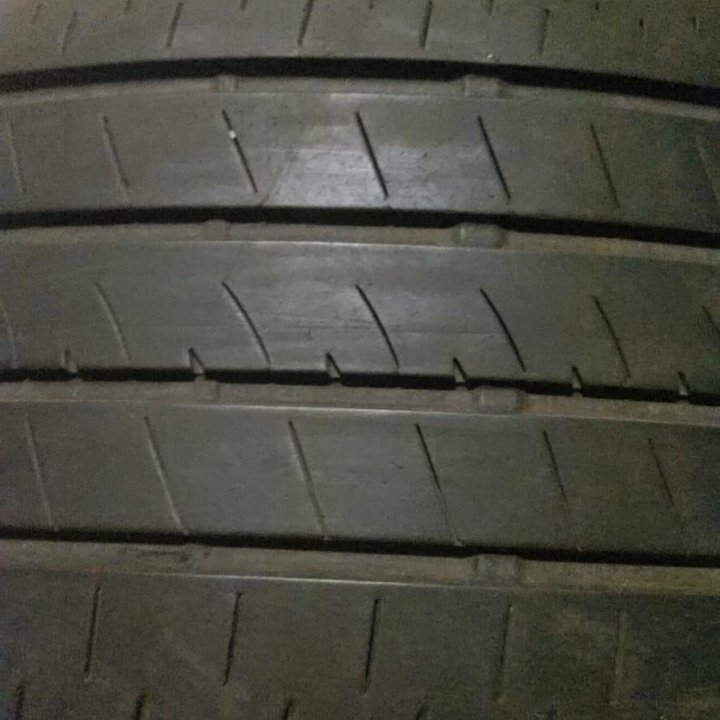 235/45/18 Bridgestone лето