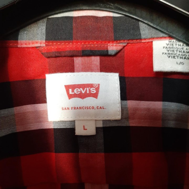 Рубашка Levi’s®, regular fit. Новая.