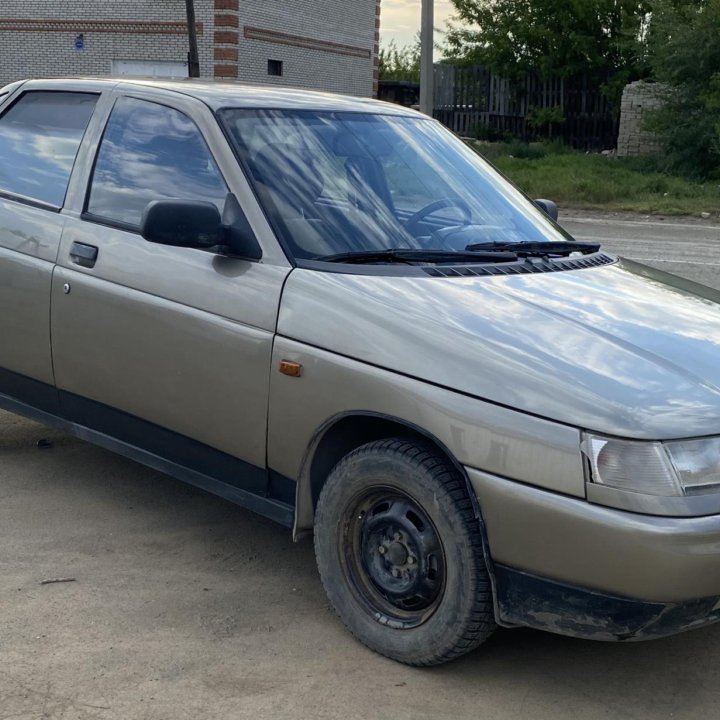 ВАЗ (Lada) 2110, 2002