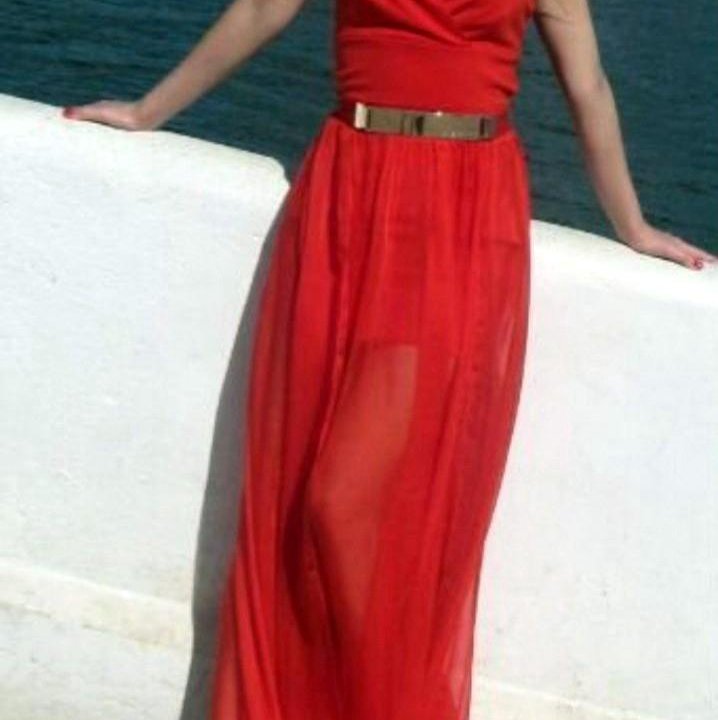 Вечернее платье