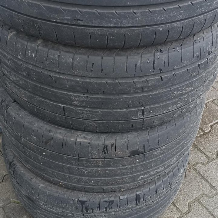 Yokohama Advan Sport V105 285/50 R20 112V