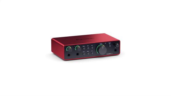 Внешняя звуковая карта Focusrite Scarlett 2i2 4th Gen MOSC0033 Red (Красный)