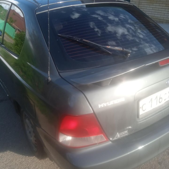 Hyundai Accent, 2000