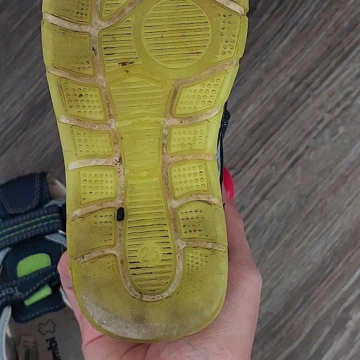 Туфли открытые