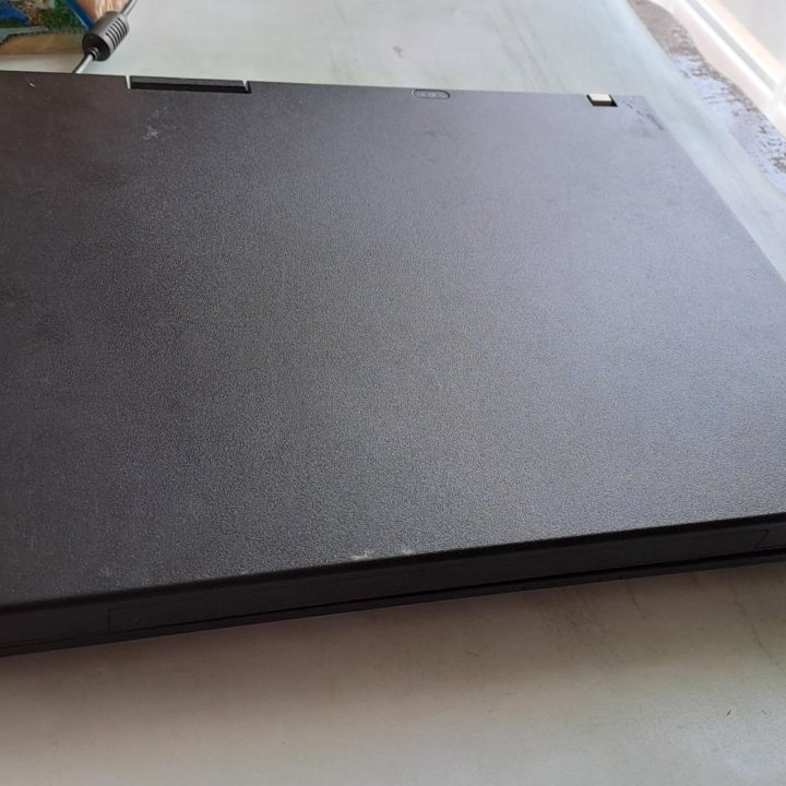 Lenovo R61i