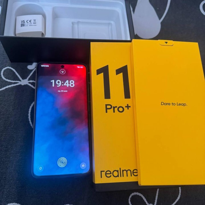 Realme 11 pro+ 5G 512/12GB