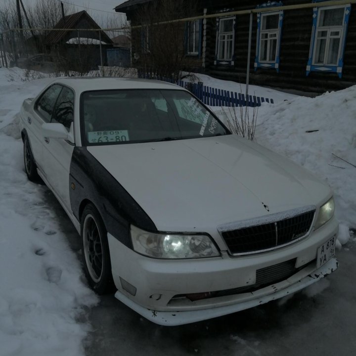 Nissan Laurel, 1999