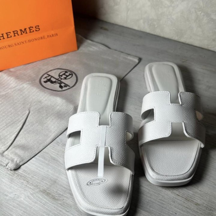 Шлепанцы Hermes женские новые