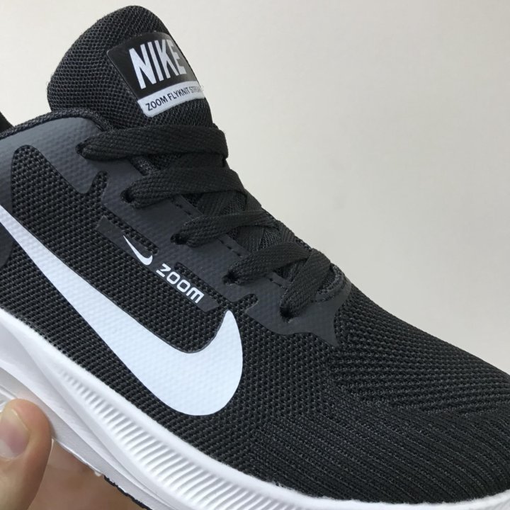 Кроссовки мужские Nike Zoom