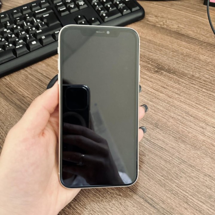 iPhone 11