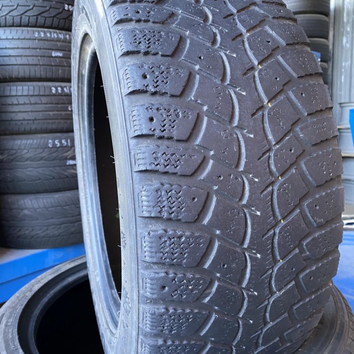 235/55 R17 Kumho I’Zen Wis KW19