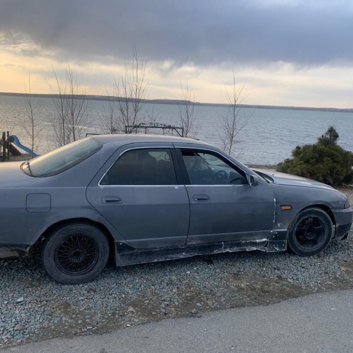 Nissan Skyline, 1995