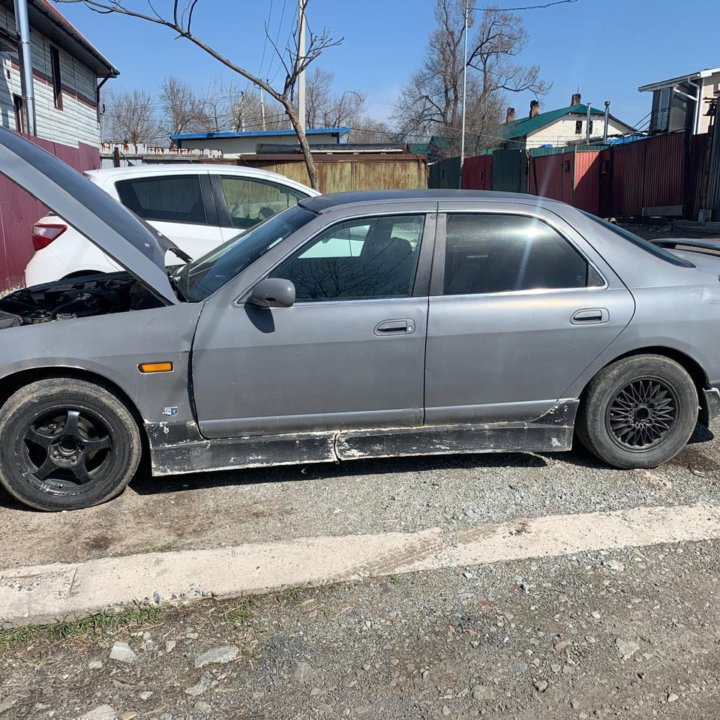 Nissan Skyline, 1995