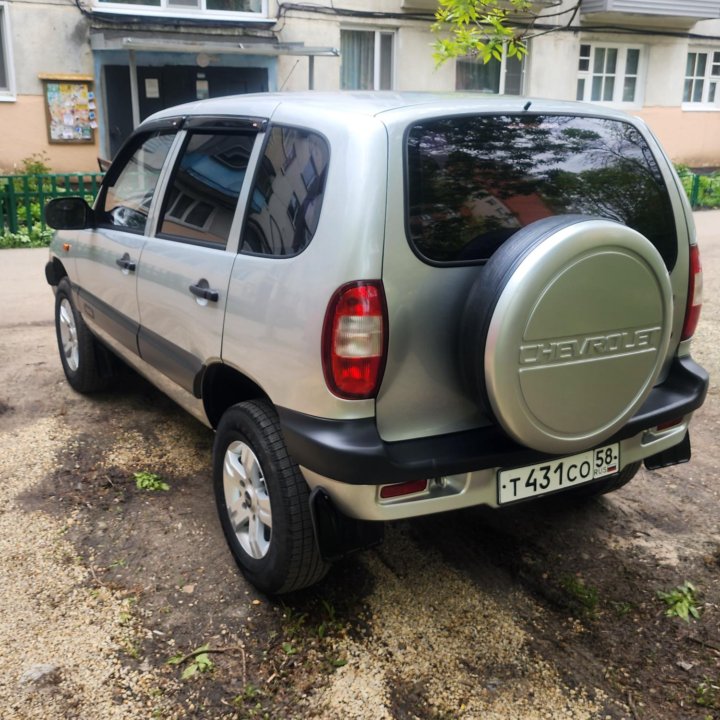 Chevrolet Niva, 2008