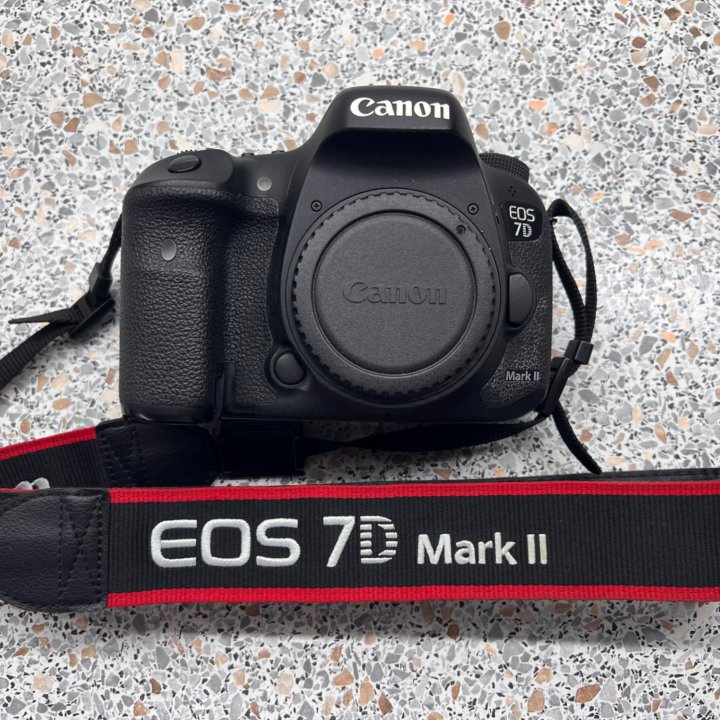 Canon 7D mark 2