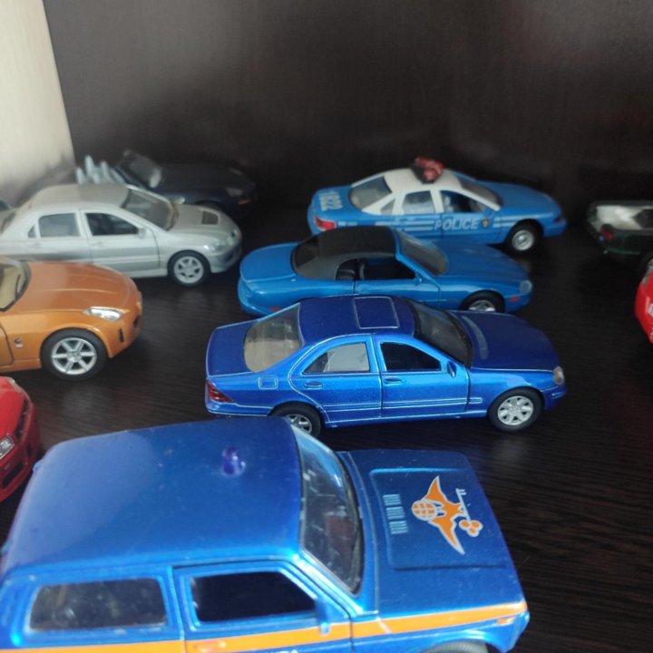 Модельки машин