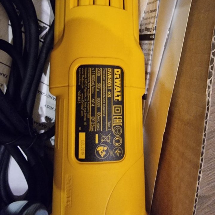 Ушм болгарка dewalt DWE 4051, 125мм