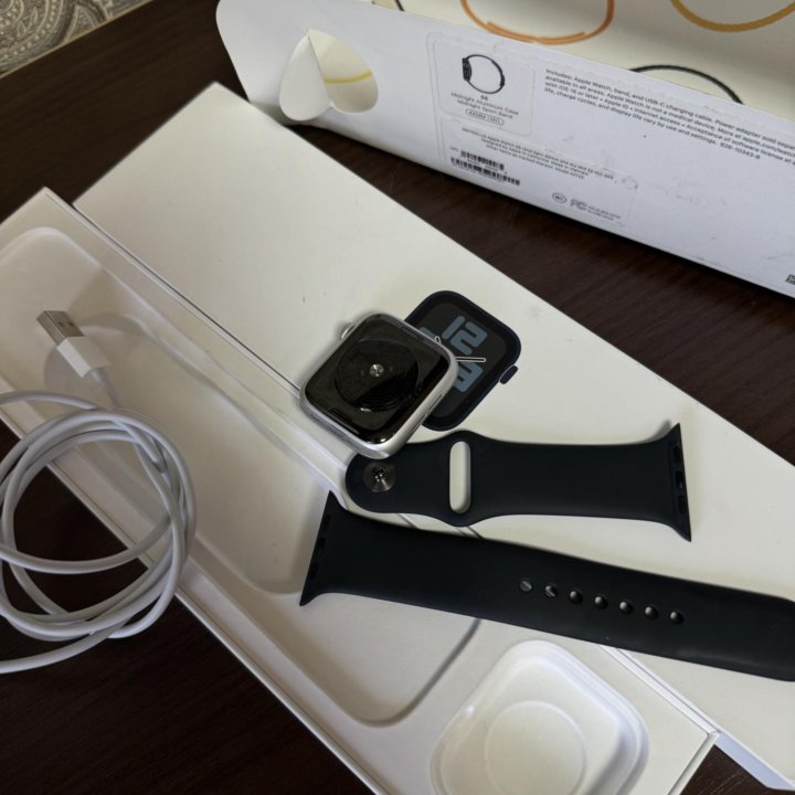 Продам Apple Watch SE 2Gen 44MM