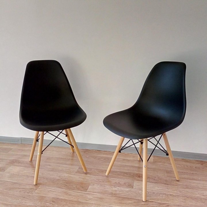 Стулья Eames Эймс