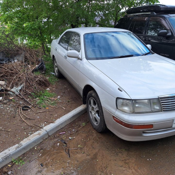 Toyota Crown, 1992