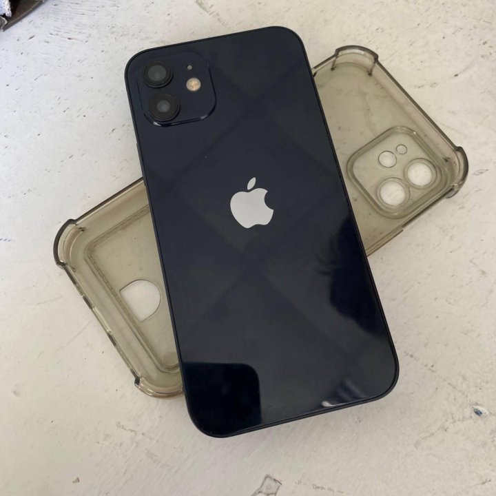 Продам iPhone 12