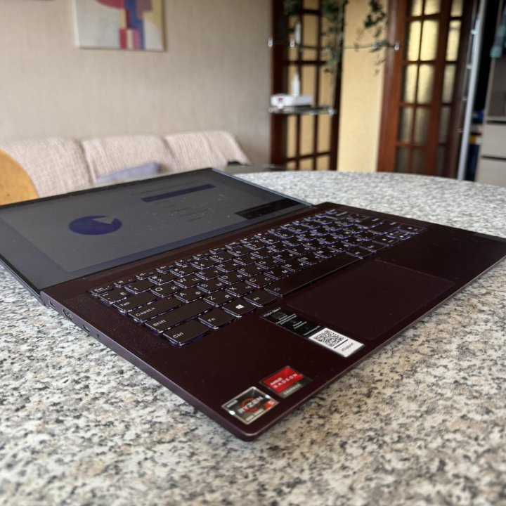 Lenovo Yoga Slim