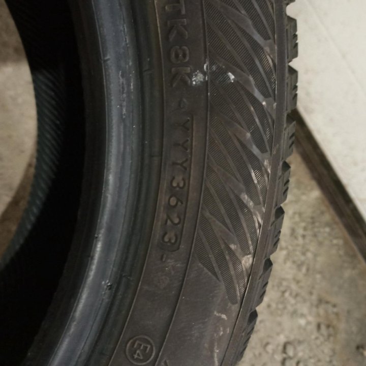 205/55R16 Yokohama iceGuard Stud iG65 (7521)