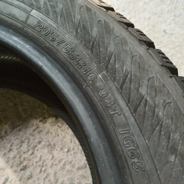 205/55R16 Yokohama iceGuard Stud iG65 (7521)