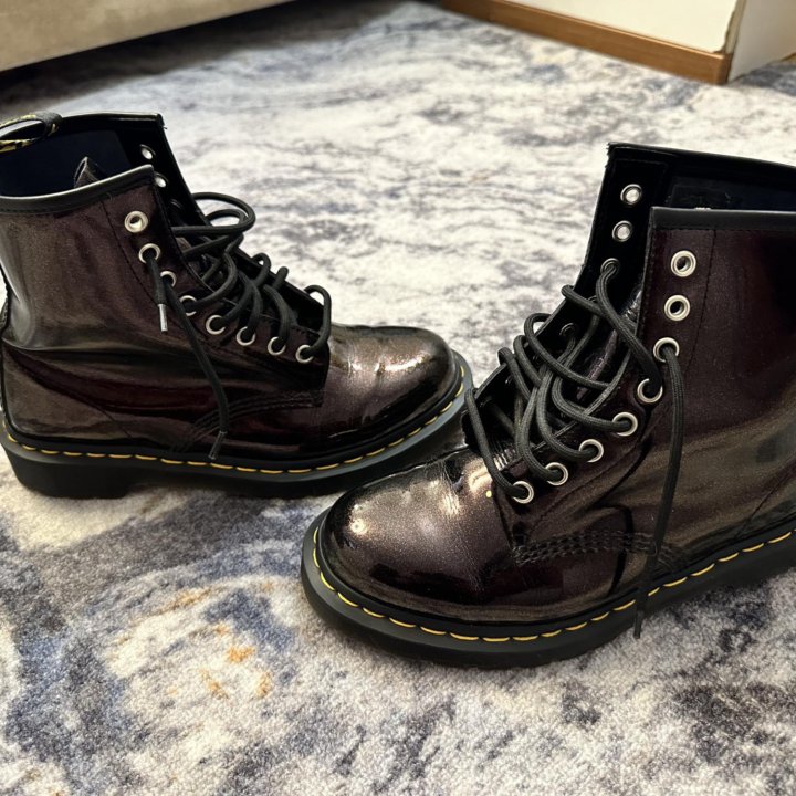 Ботинки Dr. Martens (Мартинсы)