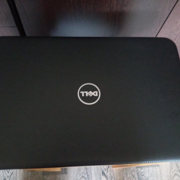 Ноутбук Dell 3721