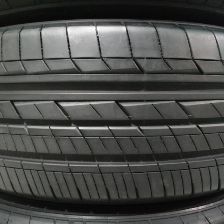 Комплект летних шин 225/55R18 изЯпонии!!!