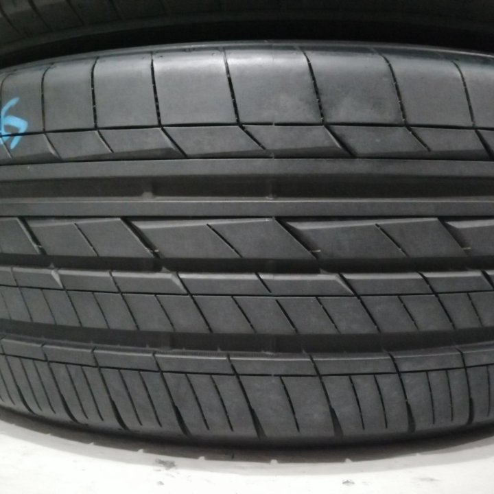 Комплект летних шин 225/55R18 изЯпонии!!!