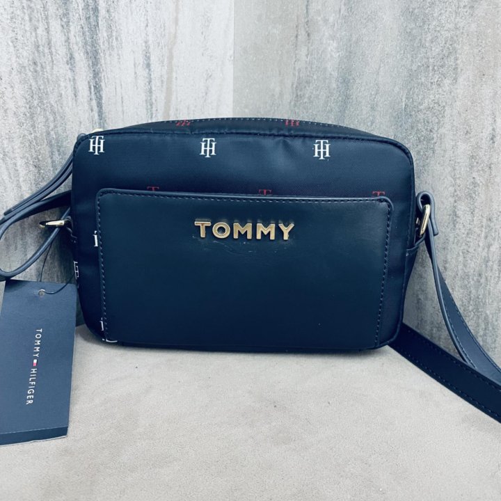 Сумка Tommy Hilfiger ( новая ,оригинал )