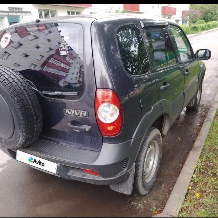 Chevrolet Niva, 2013