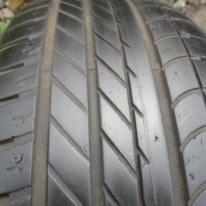 2шт 255 \ 55 R18 GoodYear