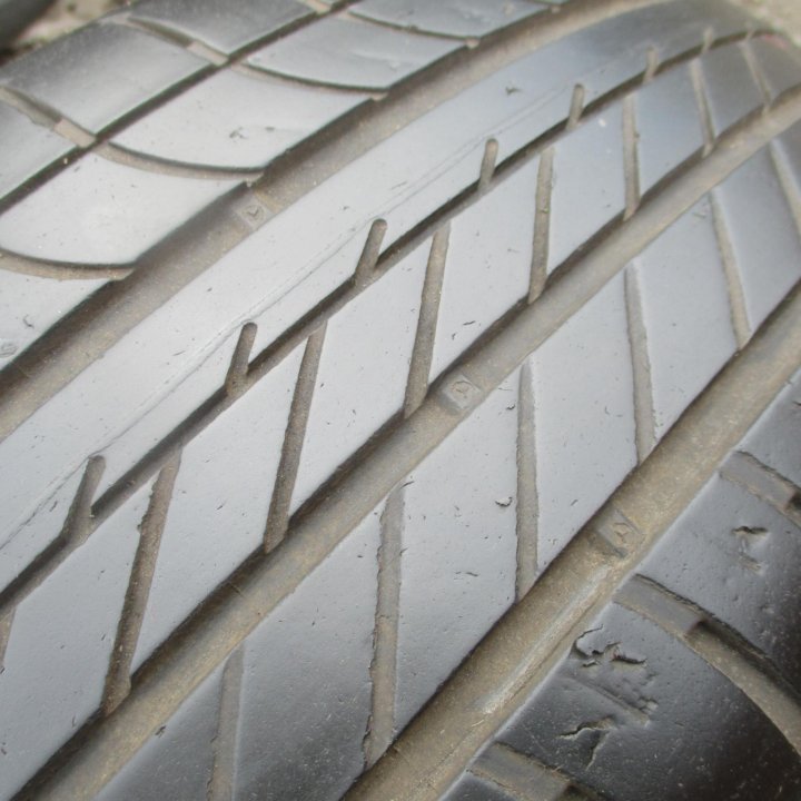 2шт 255 \ 55 R18 GoodYear