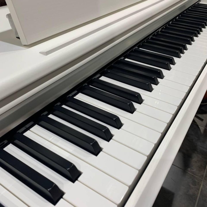 Корпусное Пианино Yamaha YDP-WH + Банкетка