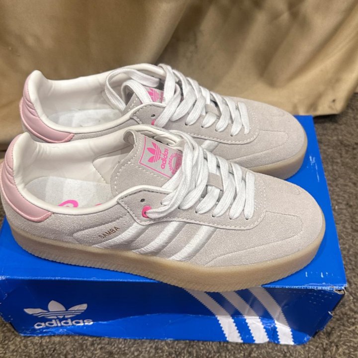 Кроссовки adidas