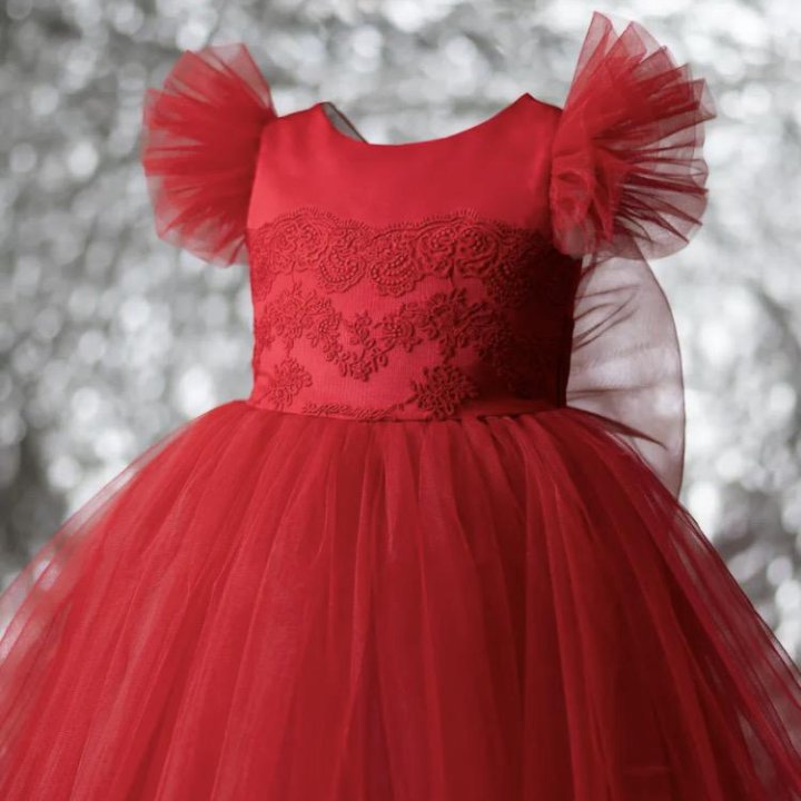 Нарядное платье