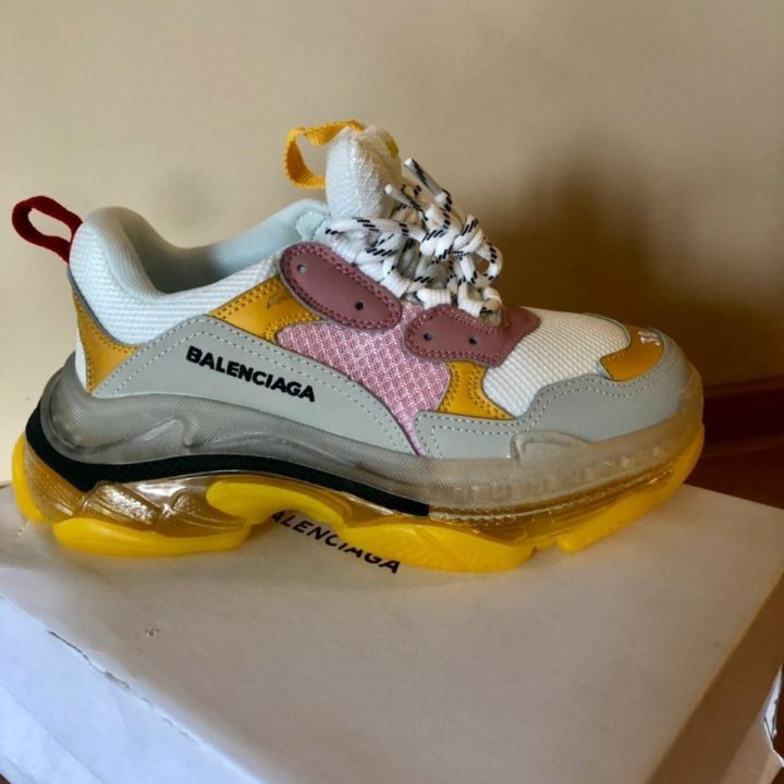 Balenciaga кроссовки